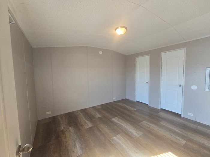 Lafayette Park MHP - Unit 162 - Interior