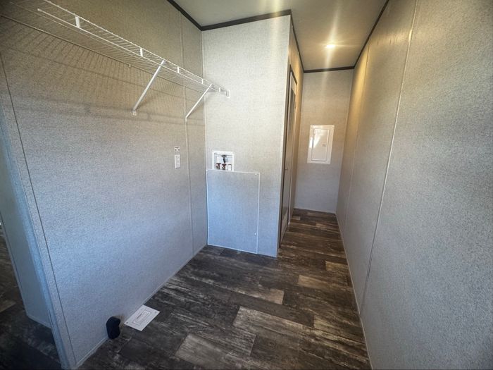 Spring Lake MHP - Unit 88AP - Interior