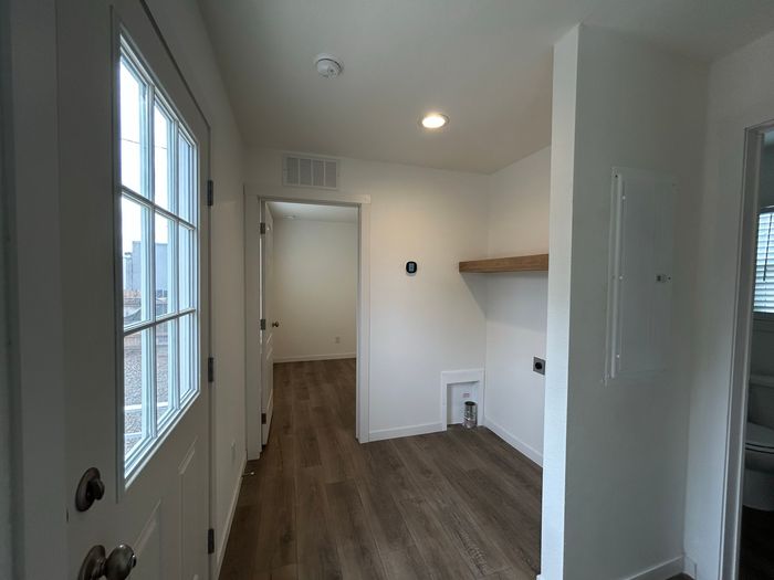 Villa Cielo (Green Valley) - Unit 47 - Entryway