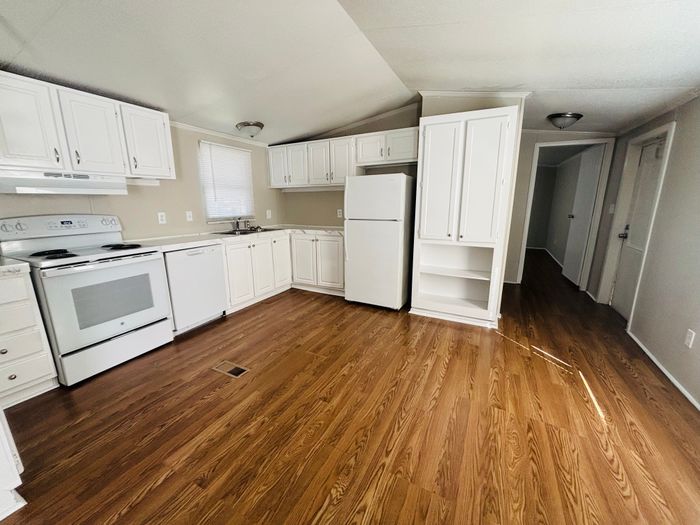 Sun Meadows - Unit 78 - Kitchen