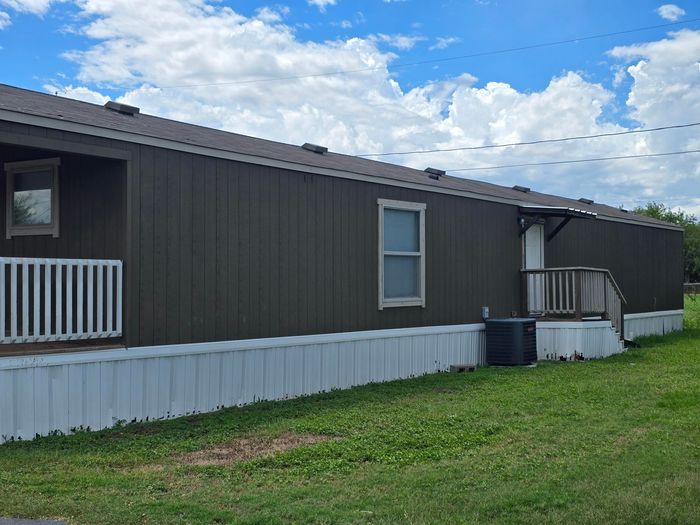 Shady Acres MH & RV Resort - Unit 304 - Exterior