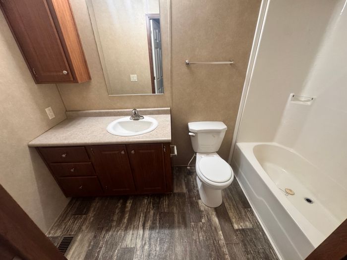 The Orchards/Paradise - Unit 93 - Bathroom