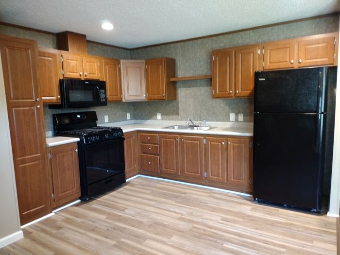 Birchwood MHP - Unit 1 - Kitchen