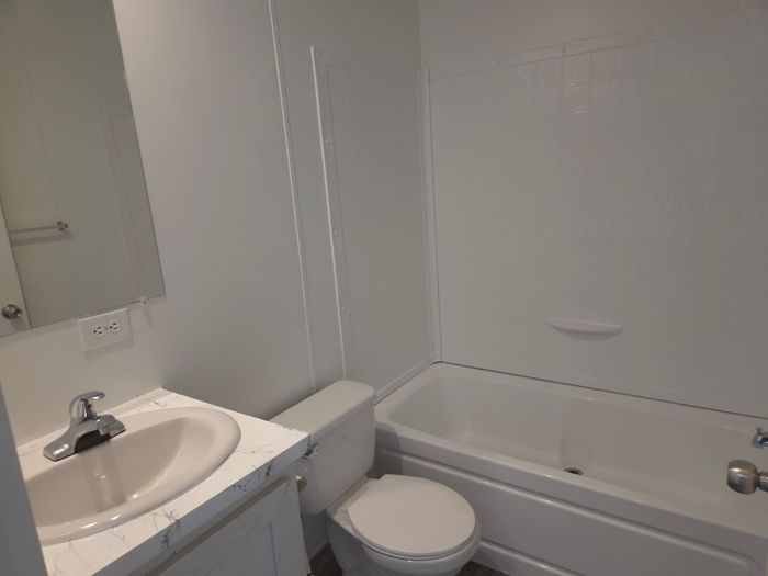 Vermillion MH and RV Park - Unit 219 - Bathroom