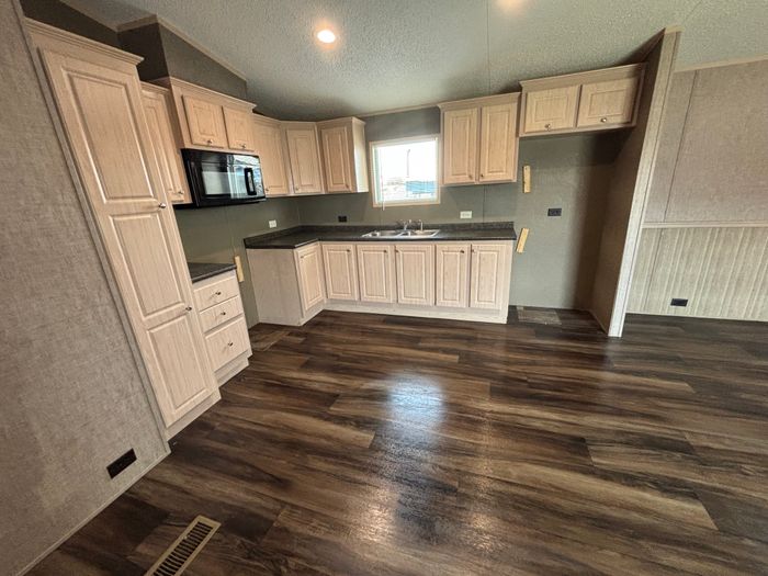 Carefree Valley - Unit 348 - Kitchen