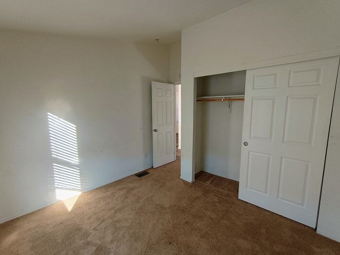 Villa Juanita MHC - Unit 72 - Bedroom