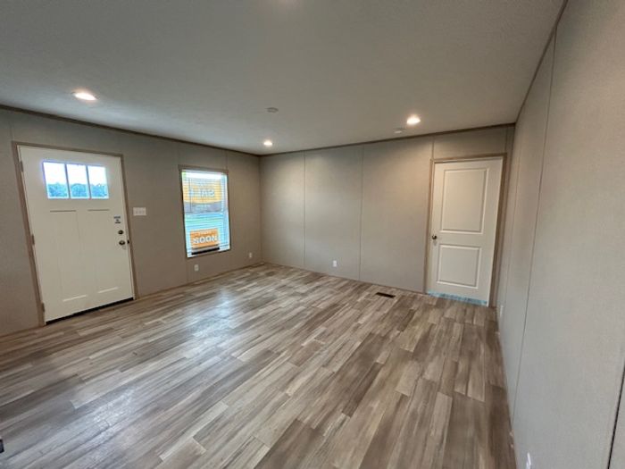 Pleasant Ridge MHP - Unit 156S - Interior
