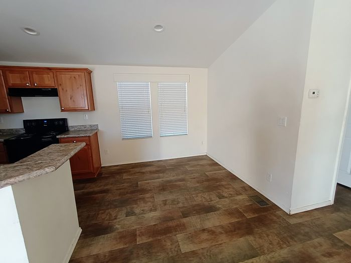 Villa Juanita MHC - Unit 72 - Kitchen