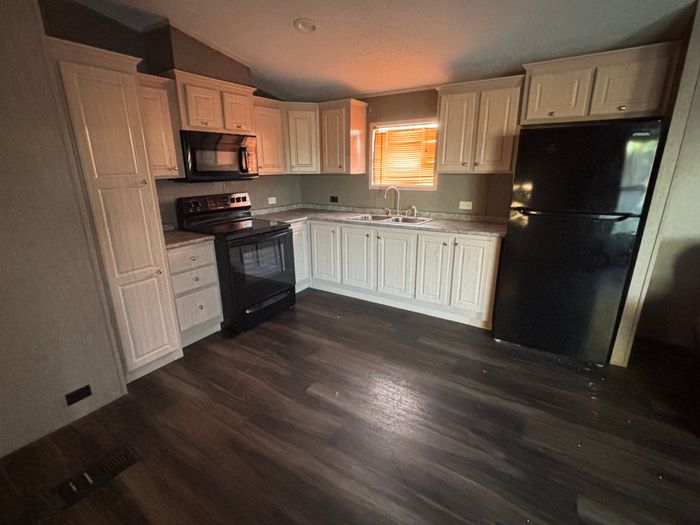 Carefree Valley - Unit CR44 - Kitchen