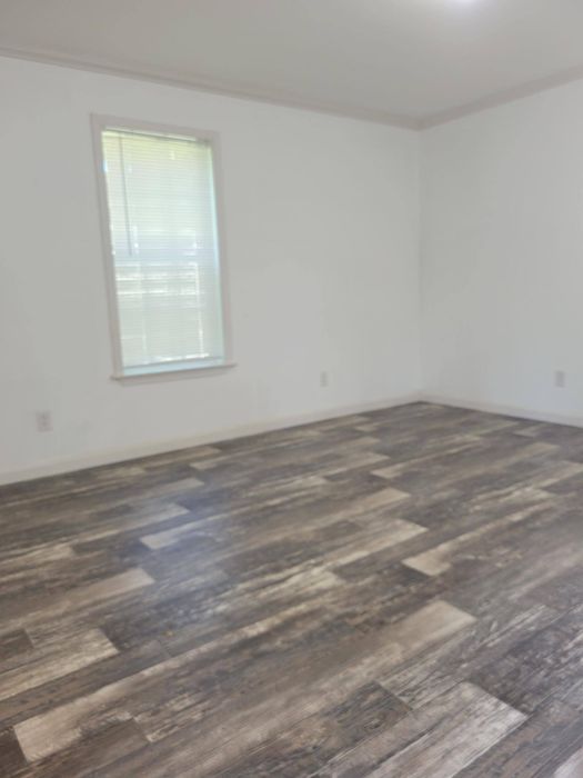 Shade Tree - Unit 49 - Interior