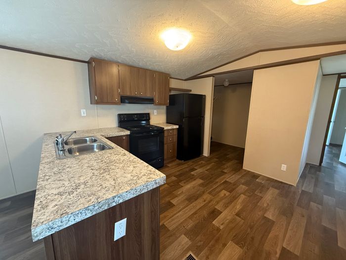 Plum Creek - Unit 5SP - Kitchen