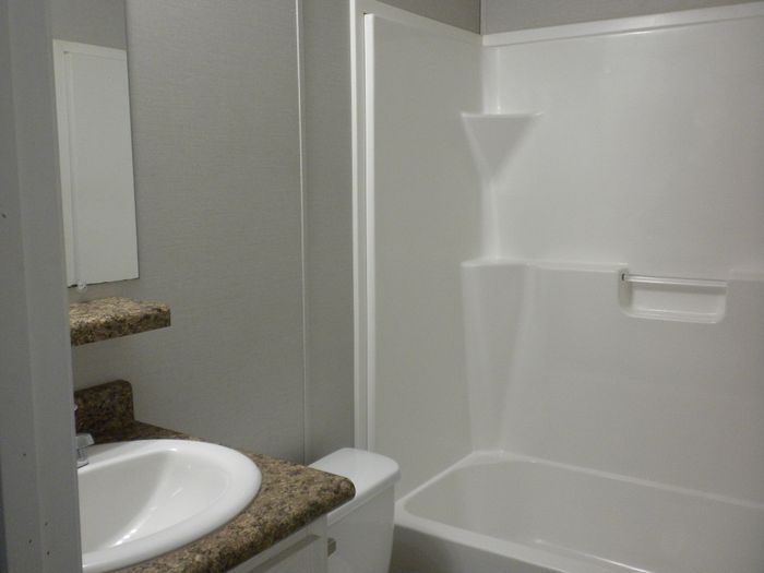 Riverview Estates - Unit 3 - Bathroom