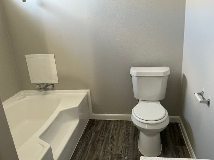 Clarke Springs - Unit 15870C - Bathroom