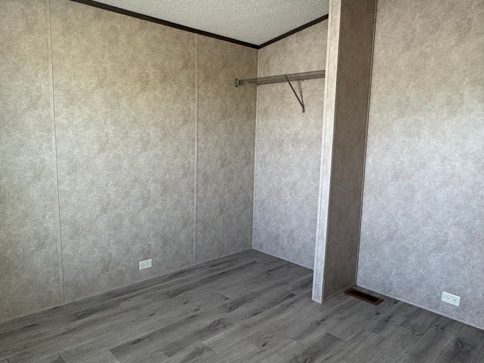 Pine Ridge Est. - Unit 675 - Bedroom