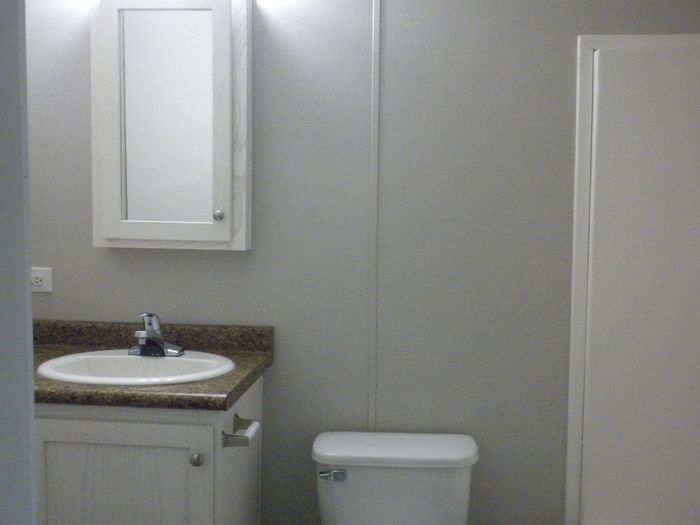 Riverview Estates - Unit 44 - Bathroom