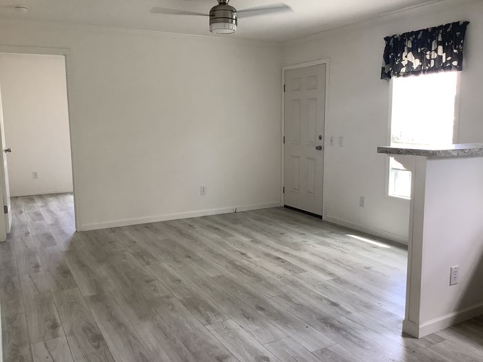 Lakewood Village MHC and RV Resort - Unit 260 - Interior