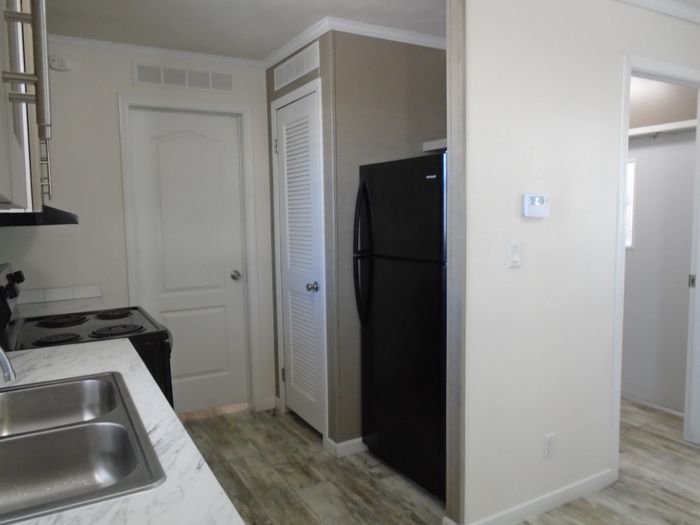 Paradise Valley - Unit 92 - Kitchen