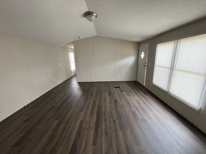 Colonial Gardens KS - Unit 35 - Interior