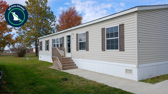 Pine Crest - Unit 39 - Exterior