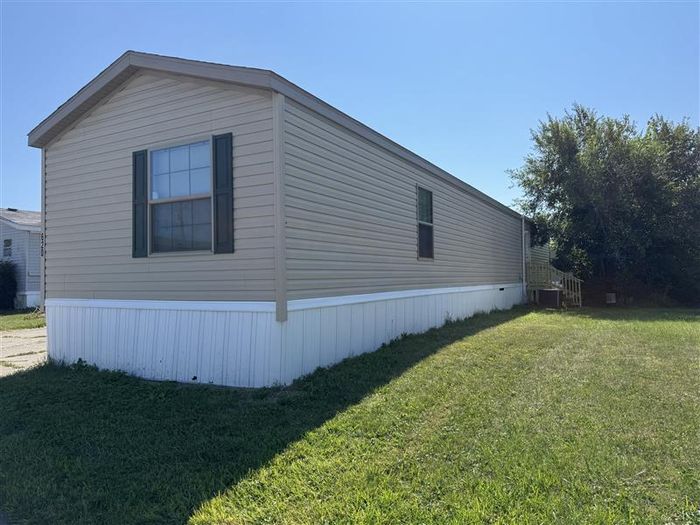 Fort Wayne MHC - Unit 620 - Exterior
