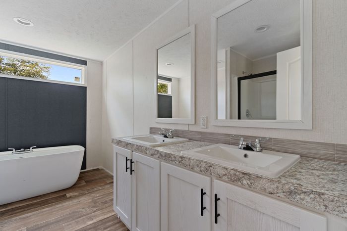 Audubon Estates - Unit 503DO - Bathroom