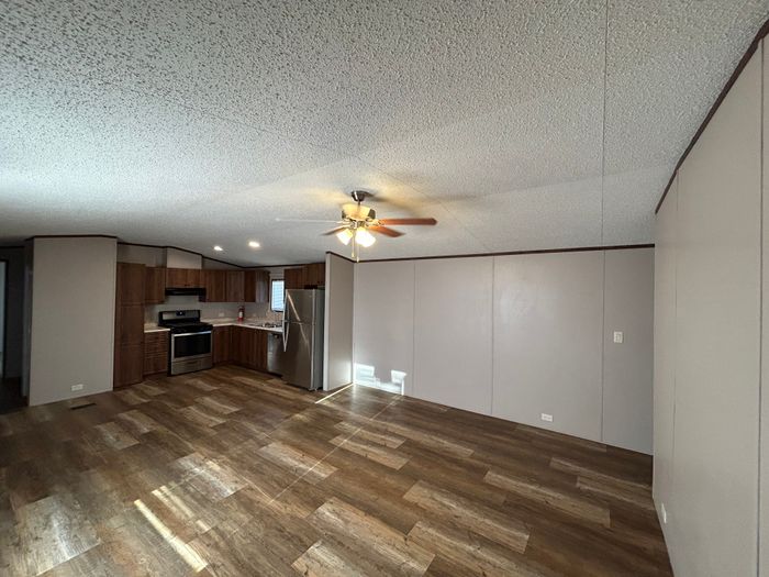 Oakridge MHP OK - Unit 512 - Interior