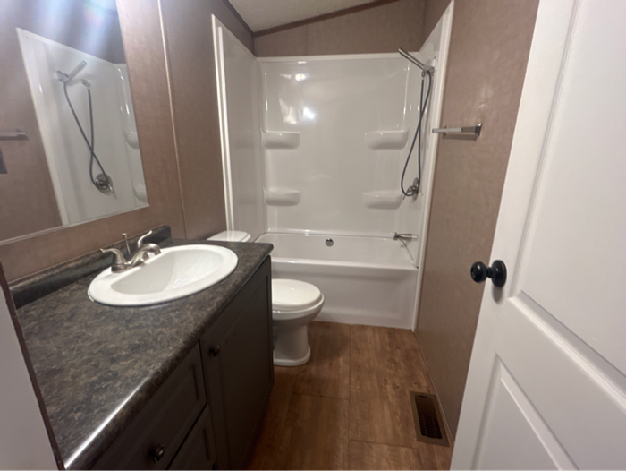 Eastern Villa MHP OK - Unit 30 - Bathroom