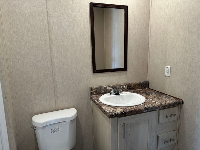 Summerchase - Unit C404 - Bathroom
