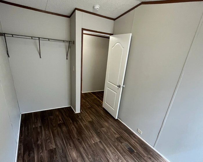 Woodward Estates MHP - Unit 175 - Bedroom