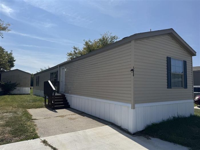 Fort Wayne MHC - Unit 528 - Exterior, Street View