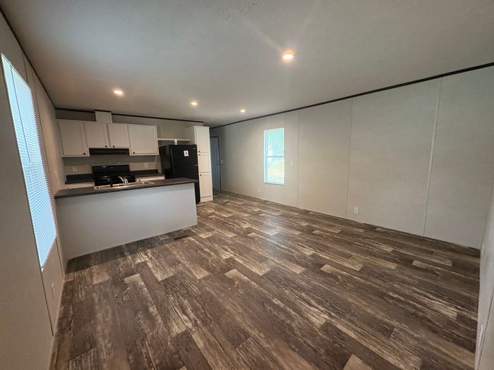 Spring Lake MHP - Unit 85C - Interior