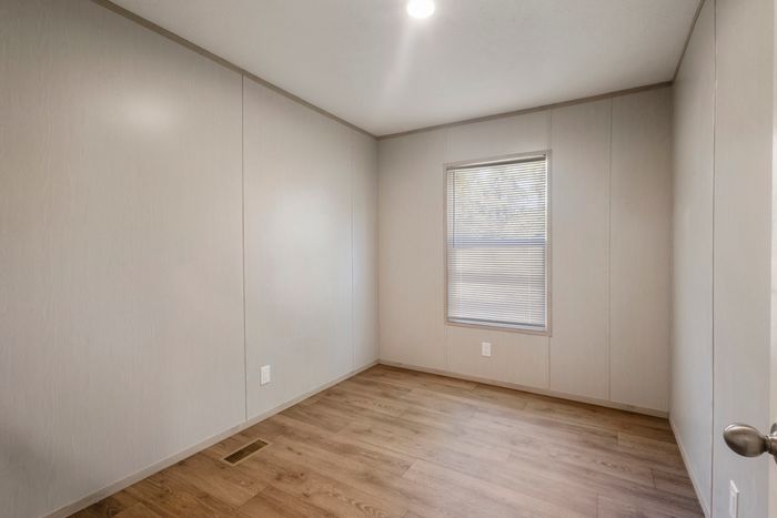 Lakeside NC (GCI) - Unit 1941 - Interior