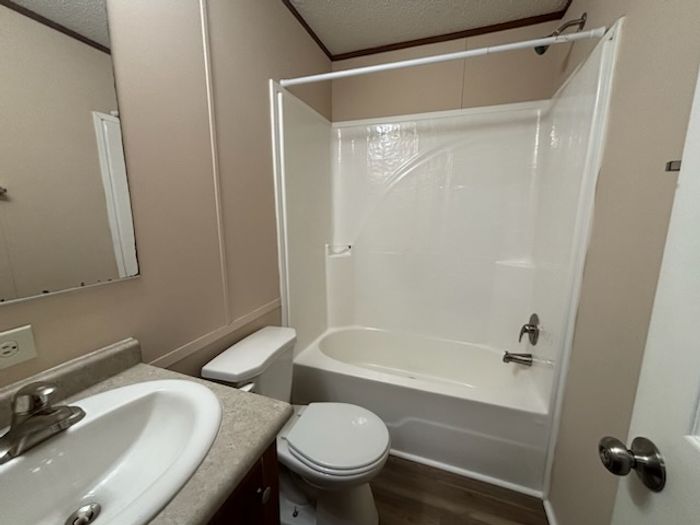 Pasadena MHC - Unit FRE2304 - Bathroom