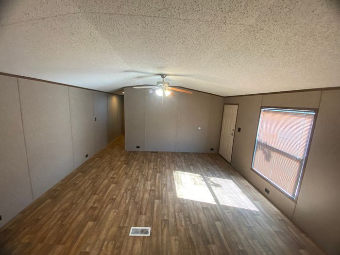 Sunnyvale Estates MHP - Unit 158 - Interior