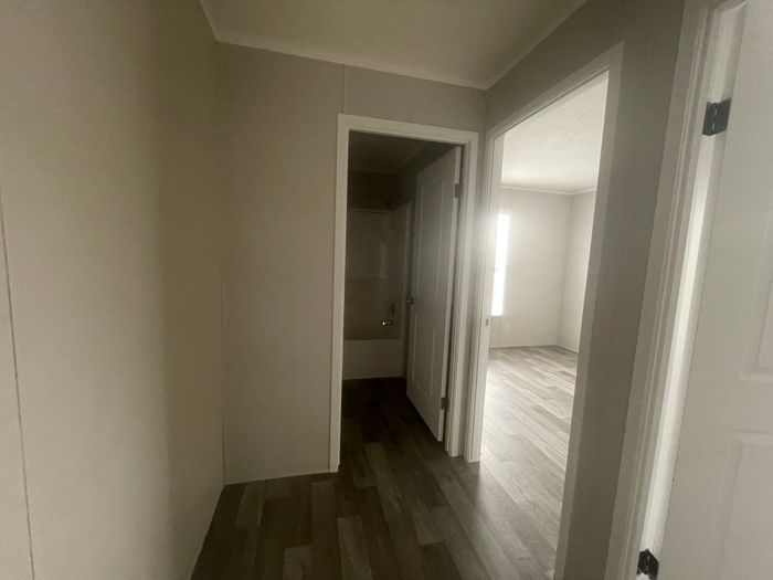 Alliance Vista MH and RV Park - Unit H10 - Entryway