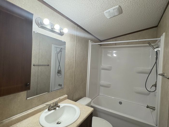 Pine Ridge Est. - Unit 719 - Bathroom