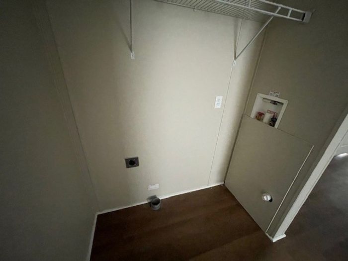 Coachlight Village South (CLS) - Unit 21