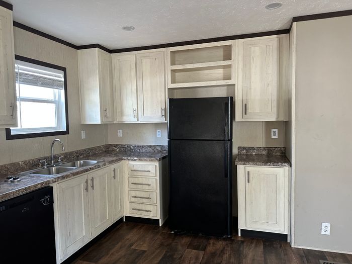 Summerchase - Unit C404 - Kitchen