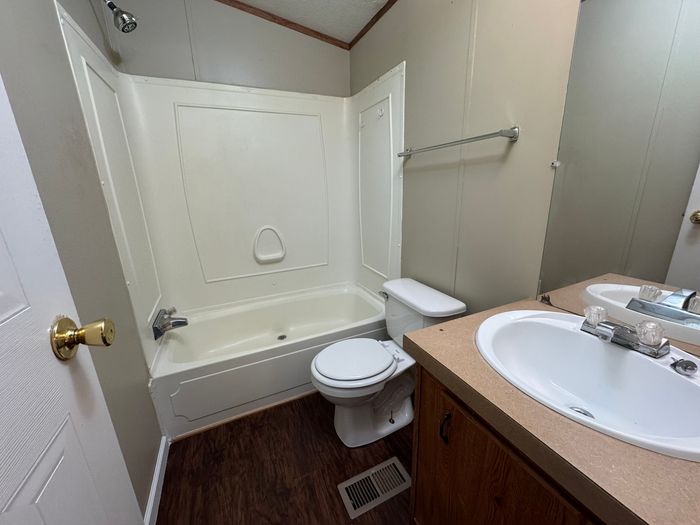 Countryside Estates KS - Unit G15 - Bathroom