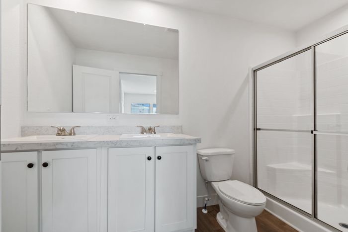 The Lakes at Hemet West - Unit 568 - Bathroom