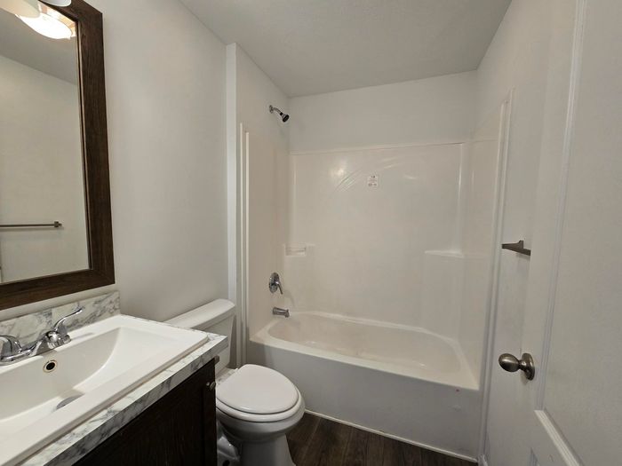 Madison MHC - Unit WS25 - Bathroom