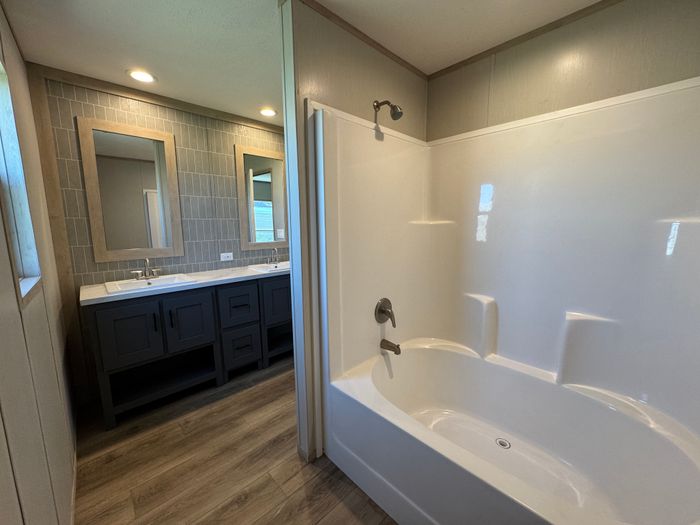 Countryside Estates KS - Unit D11 - Bathroom