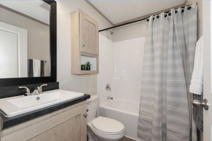 Countryside Estates WI - Unit 39 - Bathroom