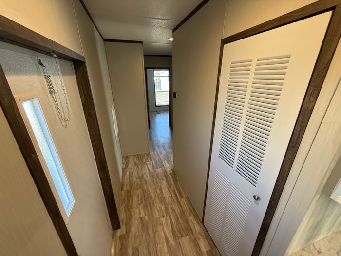 Dry Creek - Unit 135 - Entryway