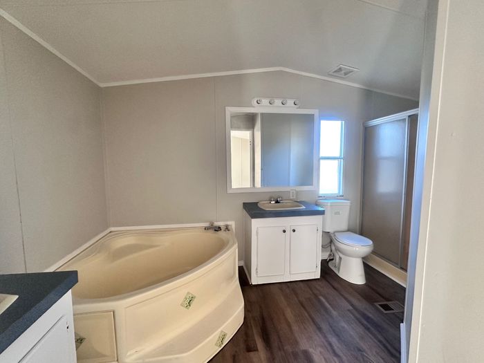 Taylors Creek - Unit 157 - Bathroom