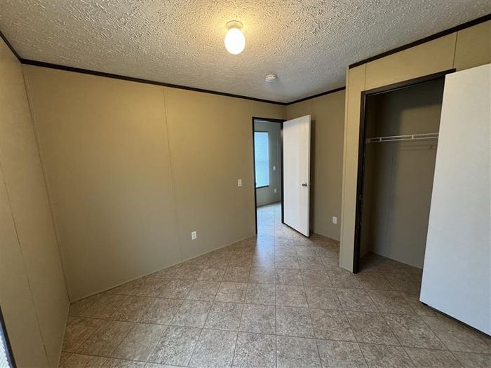 Fort Wayne MHC - Unit 935 - Bedroom