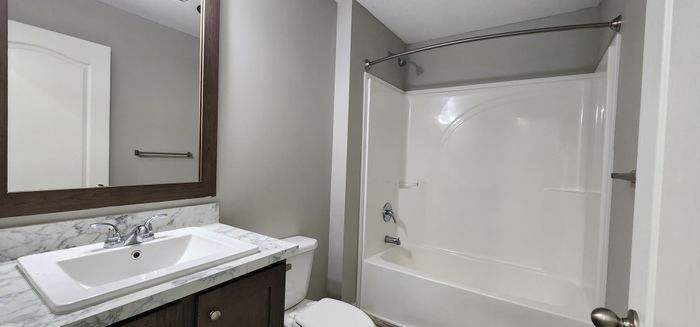 Southcrest Estates - Unit 180 - Bathroom