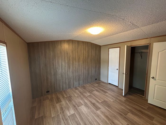 Oakridge MHP OK - Unit 22 - Interior