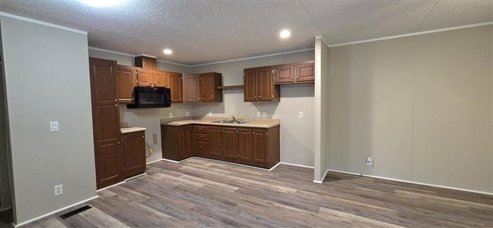 Ravines - Unit 163 - Kitchen