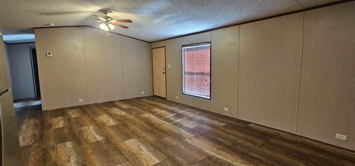 Evergreen MHP - Unit 141 - Interior